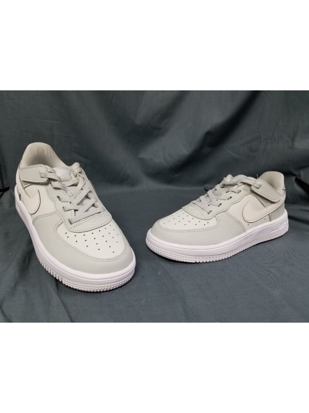 Nike Force 1 Low EasyOn Green/White (PS) Sneakers Kids Size 3Y NEW NO BOX!